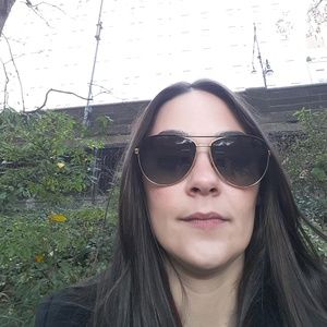 Meet your Posher, Deanna